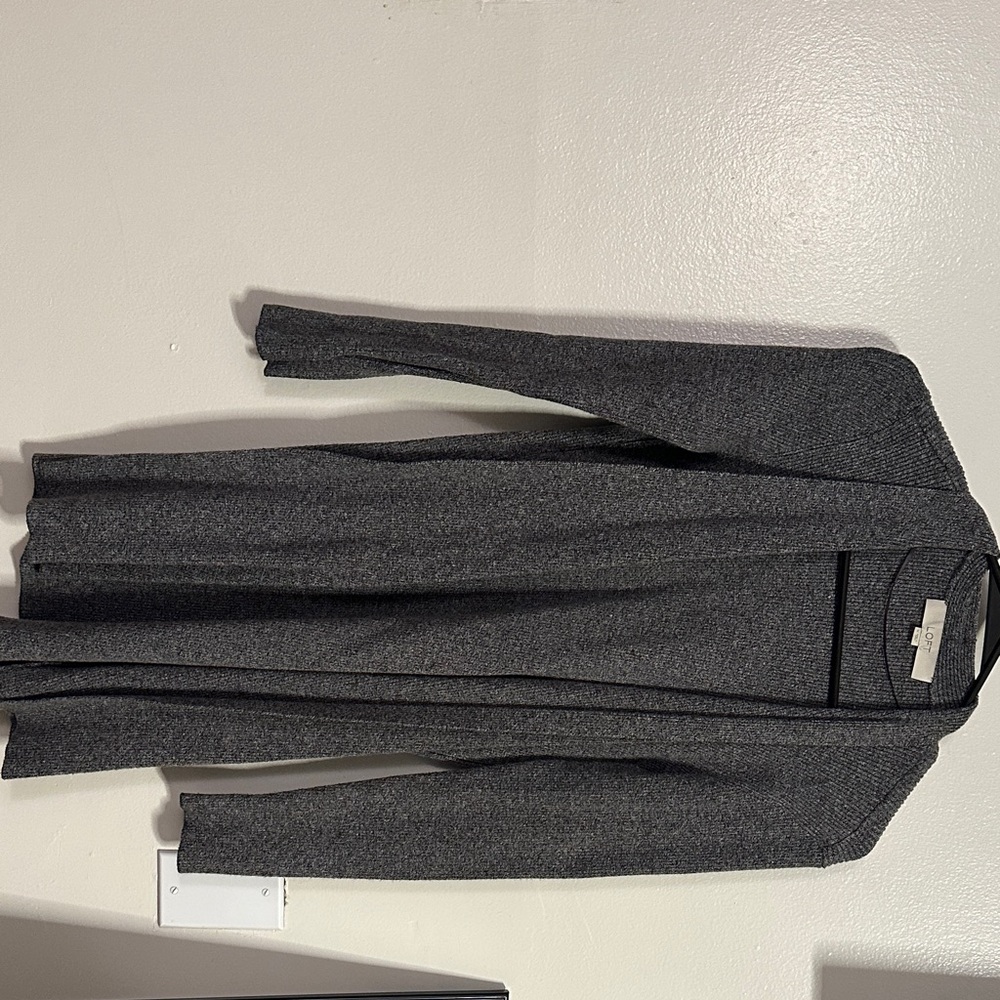 Loft cardigan size M
